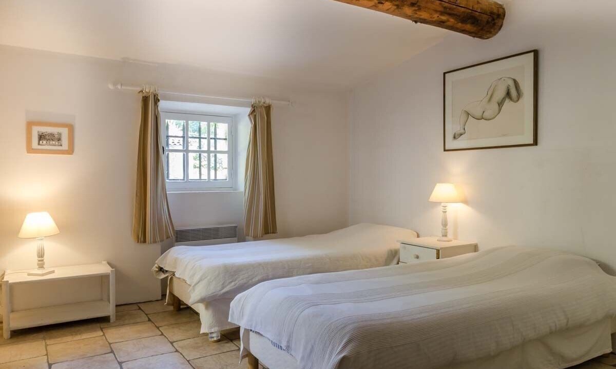 Photo of Bedroom in Saignon