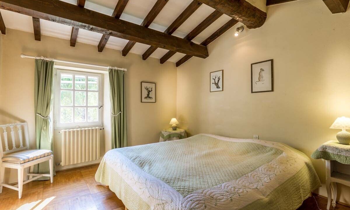 Photo of Bedroom in Saignon