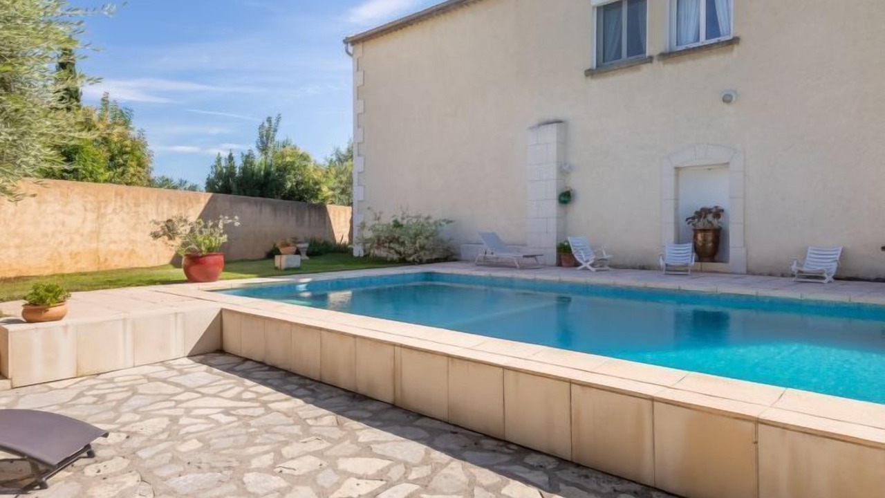 Photo of Outdoor in Noves