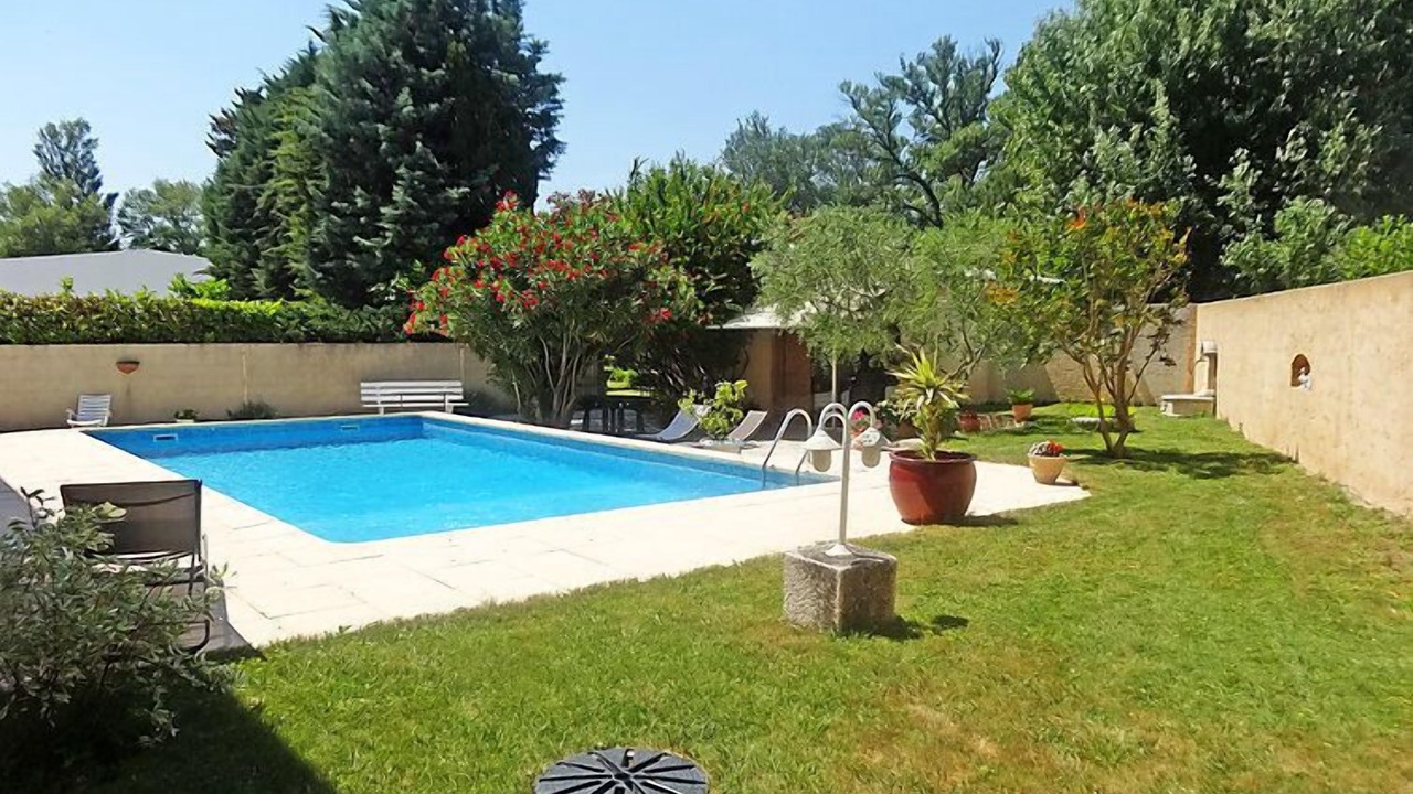 Photo of Outdoor in Noves