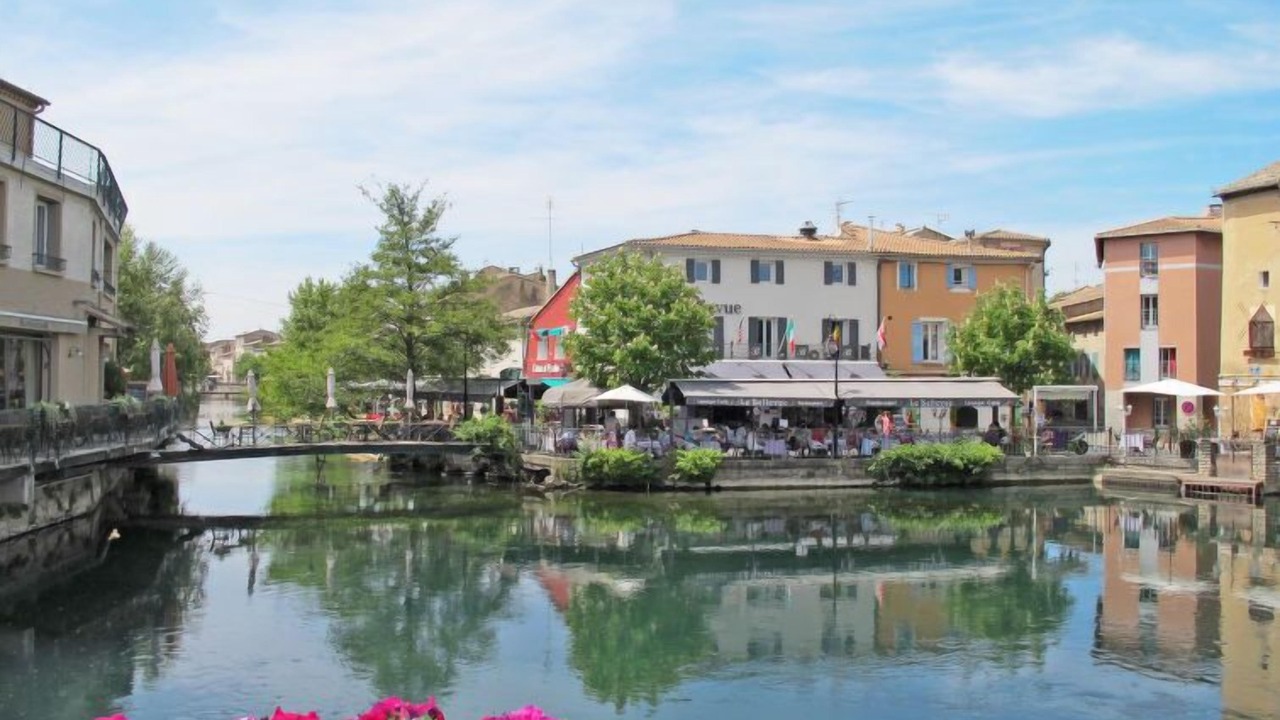 Photo of Outdoor in Caumont-sur-Durance