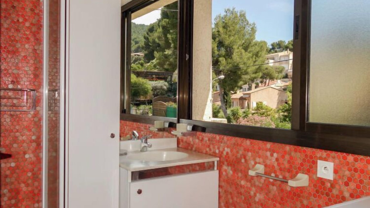 Photo of Bathroom in La Madrague