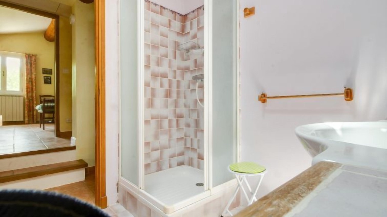 Photo of Bathroom in Saint-Martin-de-Castillon