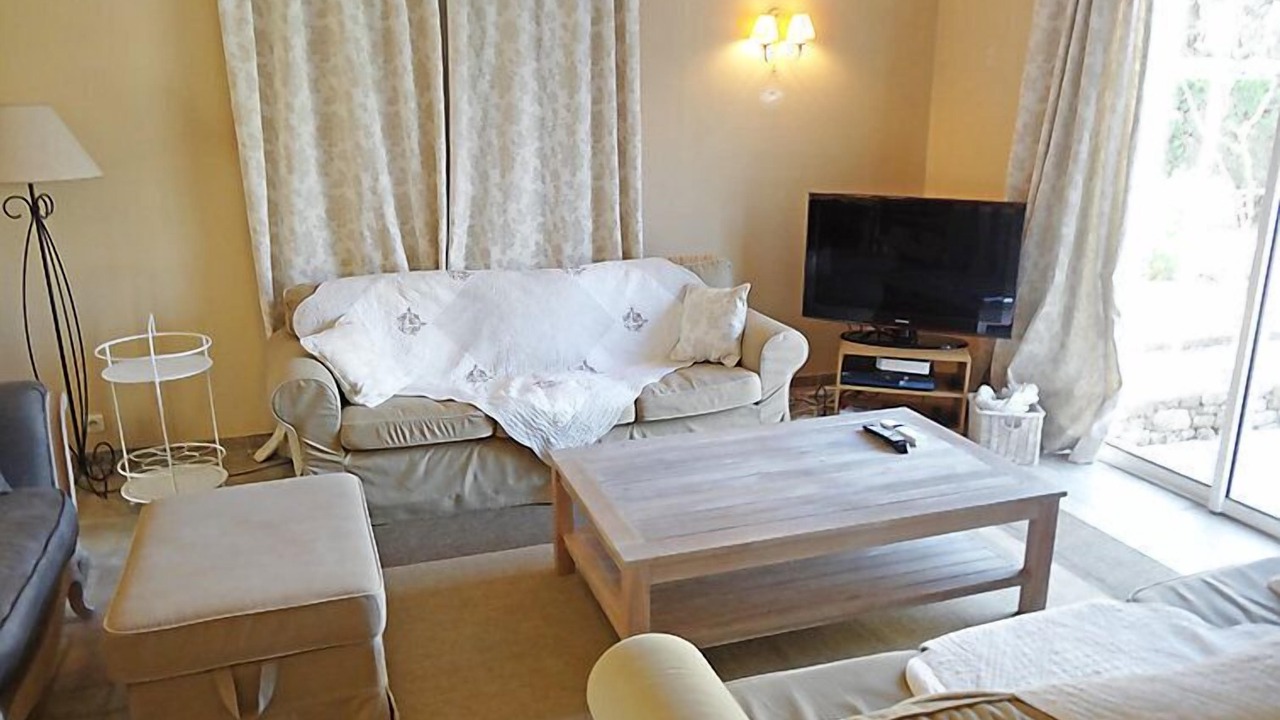 Photo of Livingroom in Velleron