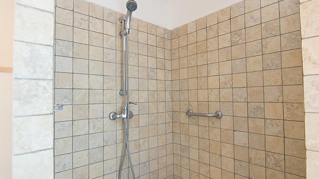 Photo of Bathroom in Bonnieux