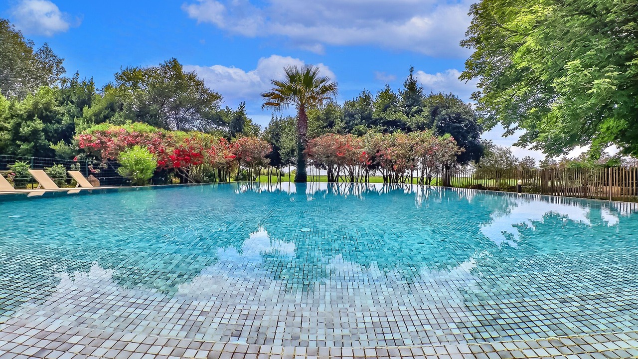 Photo of Outdoor in Beaucaire