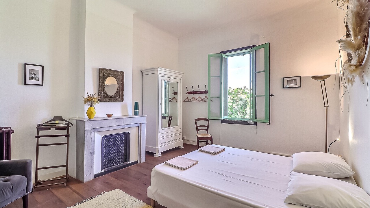 Photo of Bedroom in Beaucaire