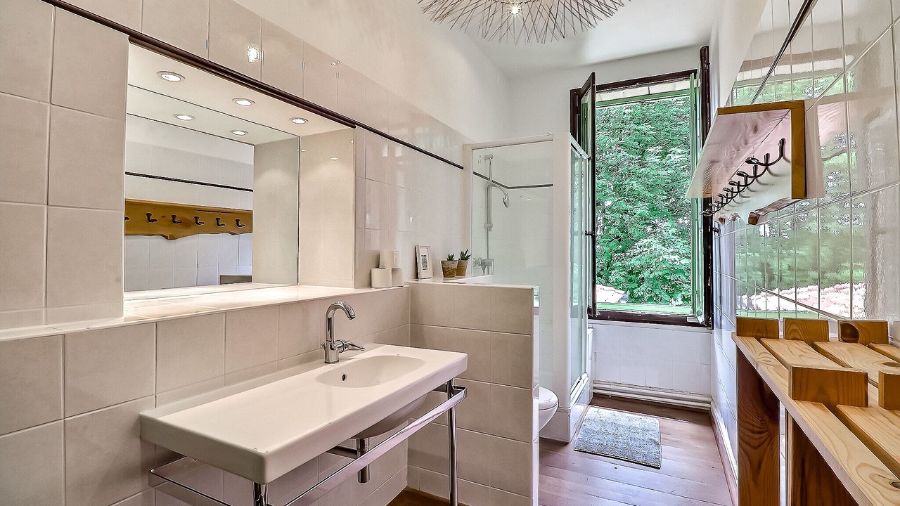 Photo of Bathroom in Beaucaire