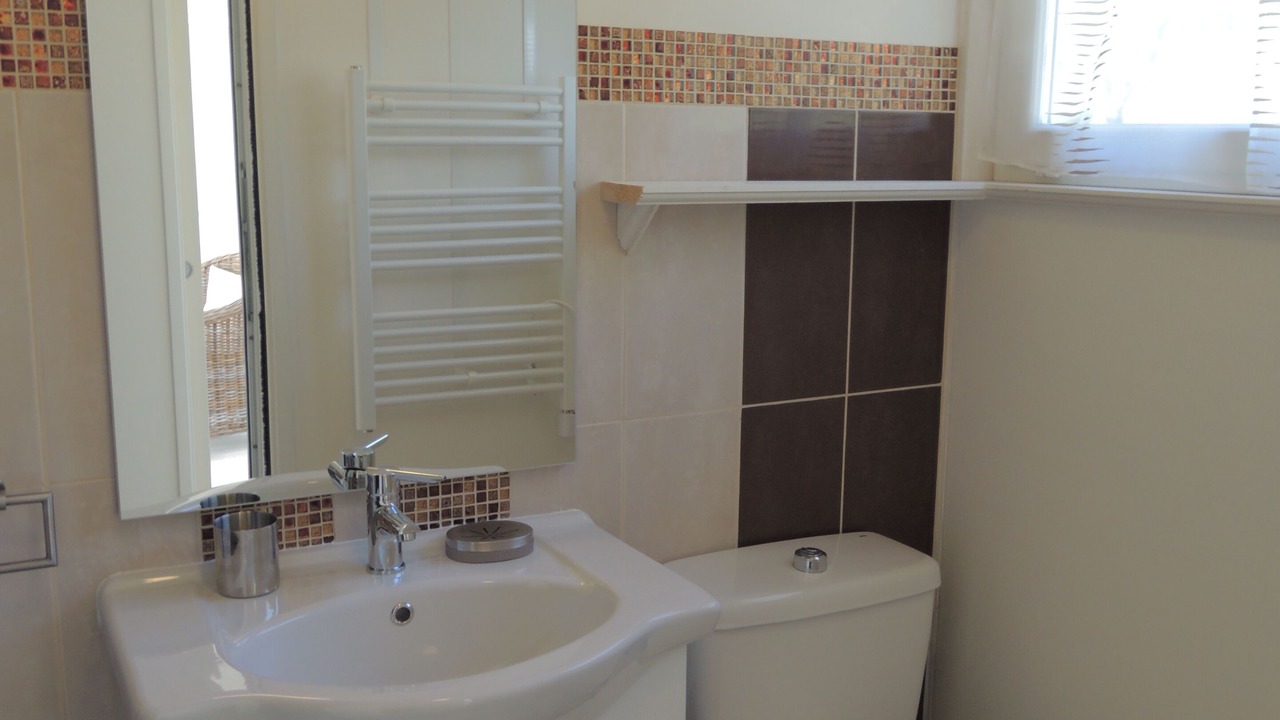 Photo of Bathroom in Cucuron