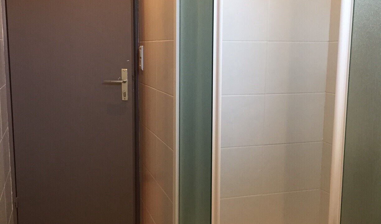 Photo of Bathroom in La Celle