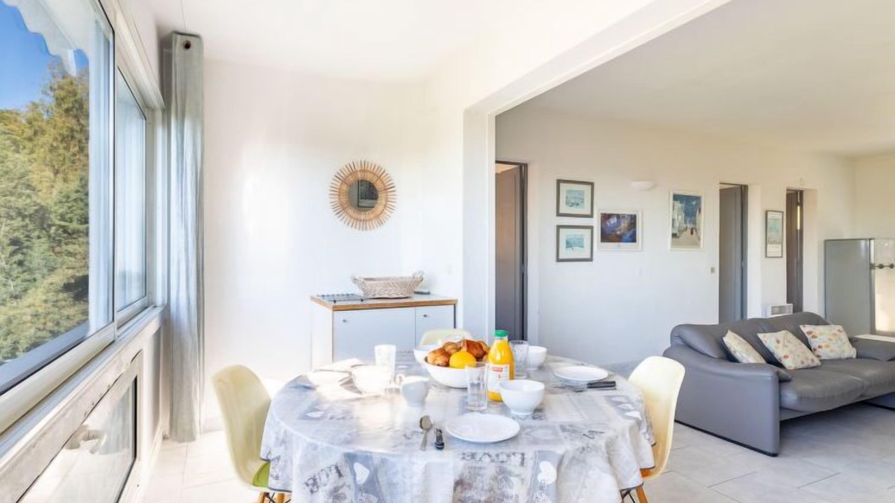 Photo of Bedroom in Le Rayol