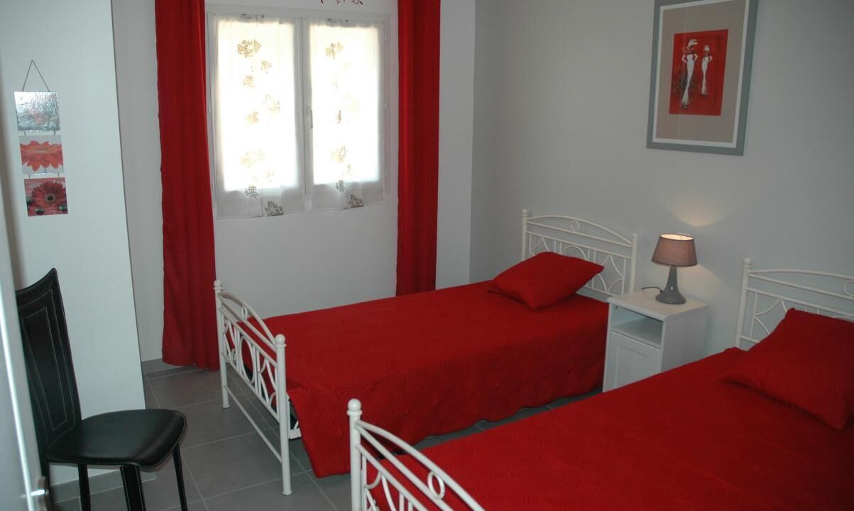 Photo of Bedroom in Bauduen