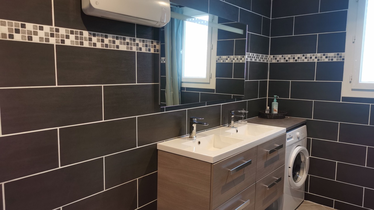 Photo of Bathroom in Courthezon