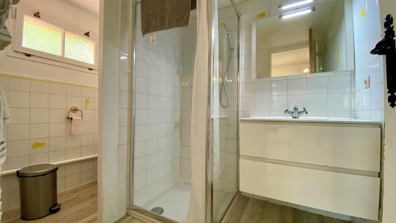 Photo of Bathroom in Sillans-la Cascade
