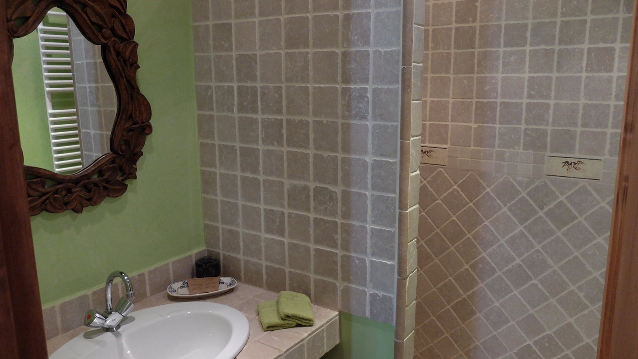 Photo of Bathroom in L'Isle-sur-la-Sorgue