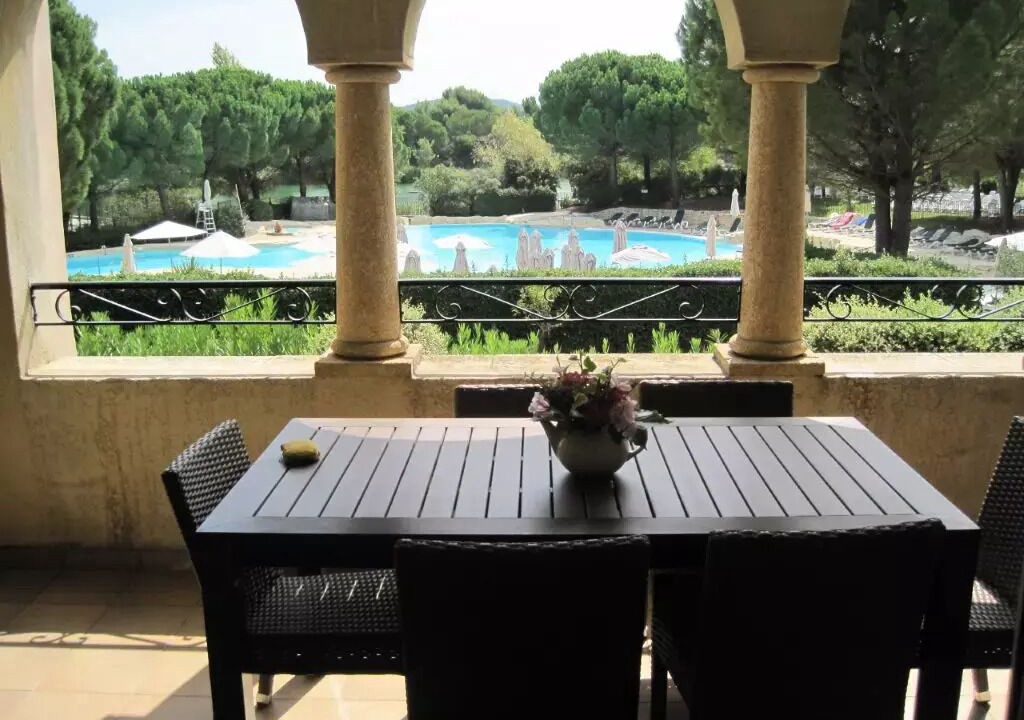 Photo of Outdoor in Pont Royal