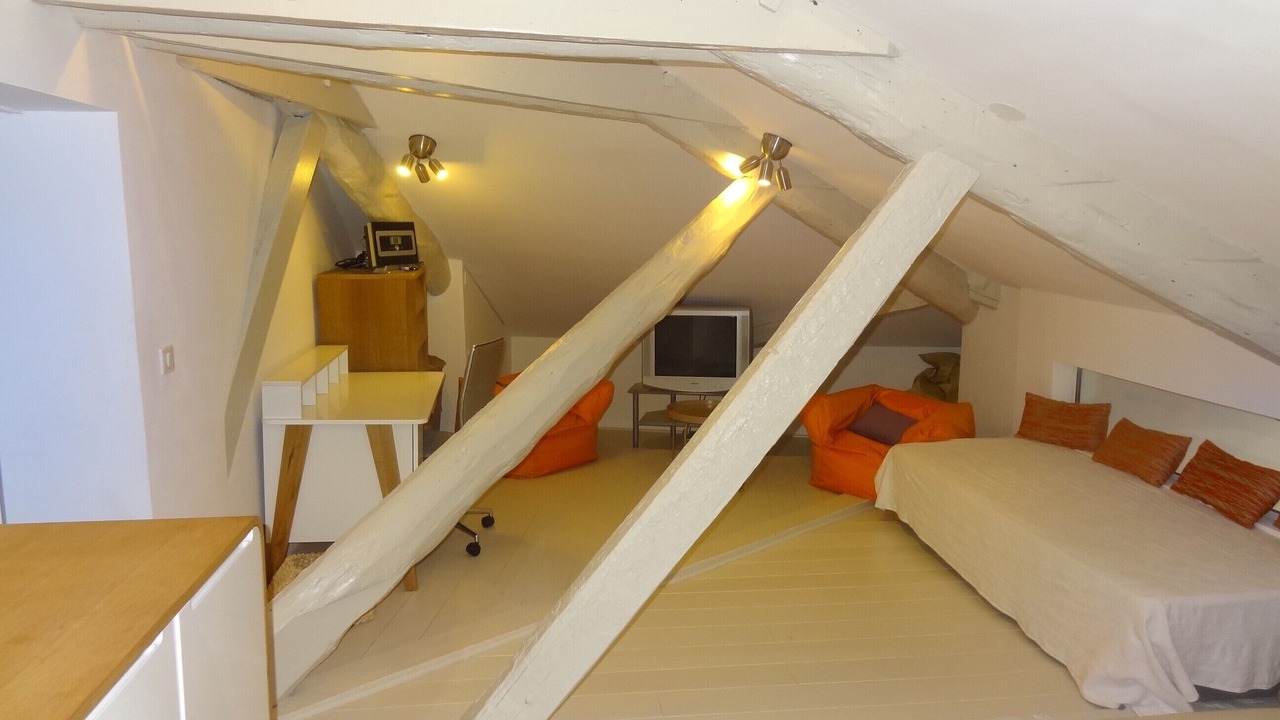 Photo of Bedroom in Avignon City Centre