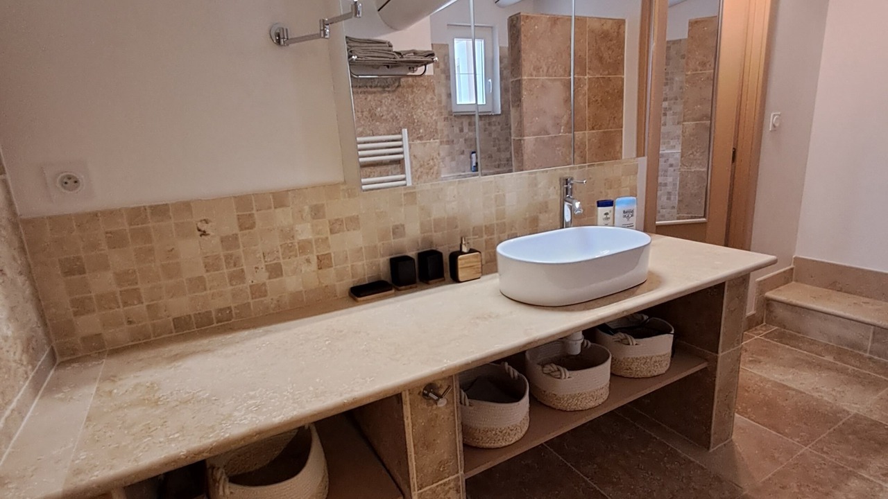 Photo of Bathroom in Saint-Saturnin-les-Apt
