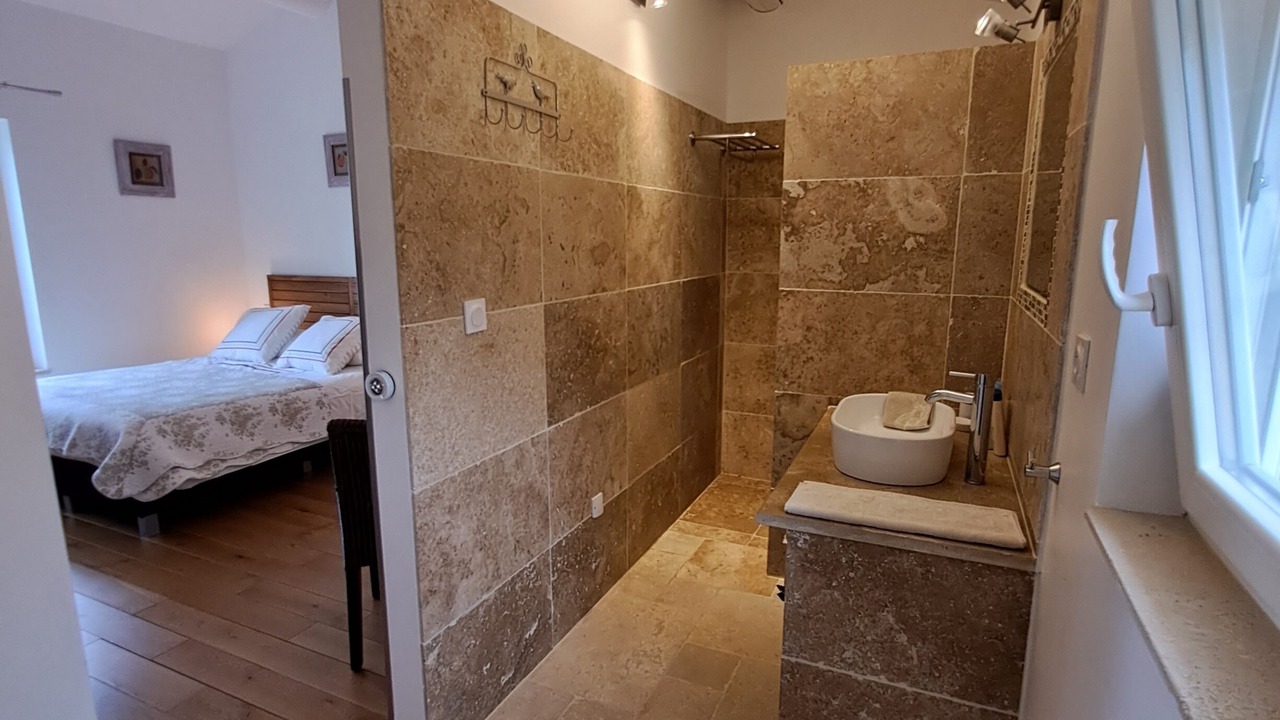 Photo of Bathroom in Saint-Saturnin-les-Apt