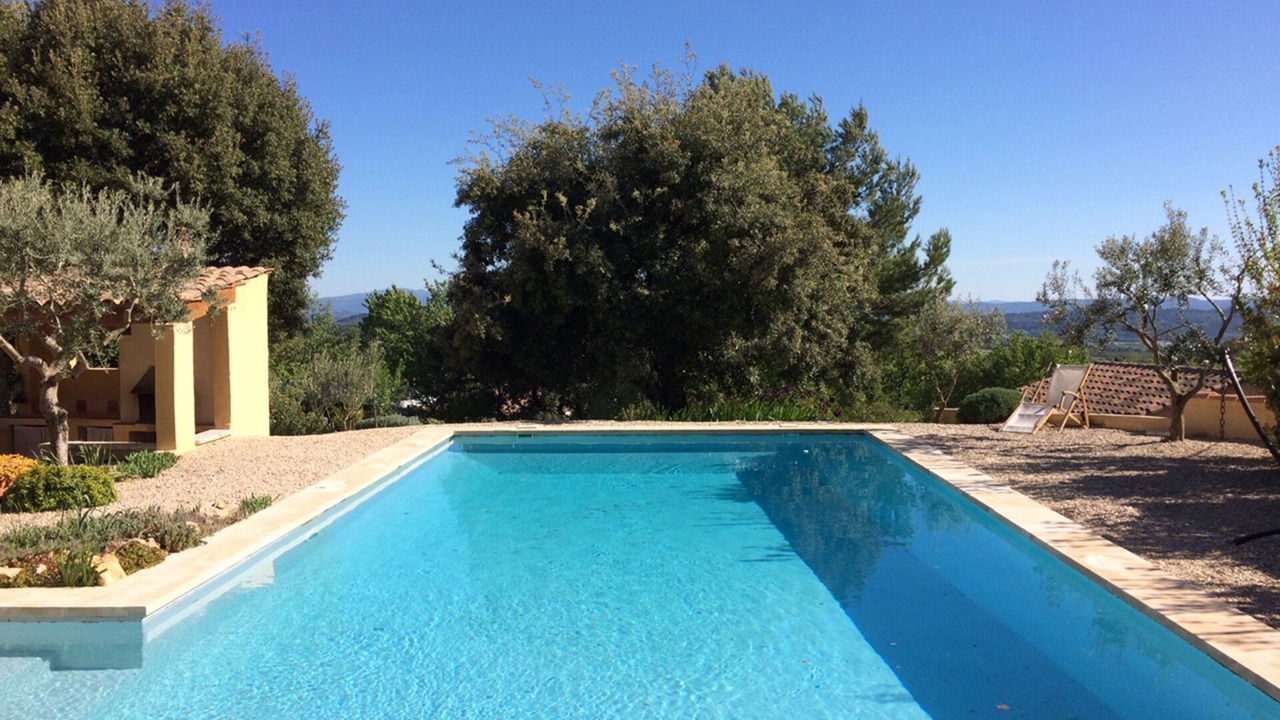 Photo of Outdoor in Cabrieres-dʼAigues