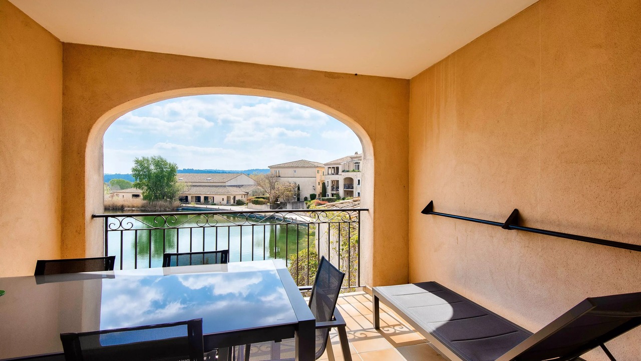 Photo of Outdoor in Pont Royal