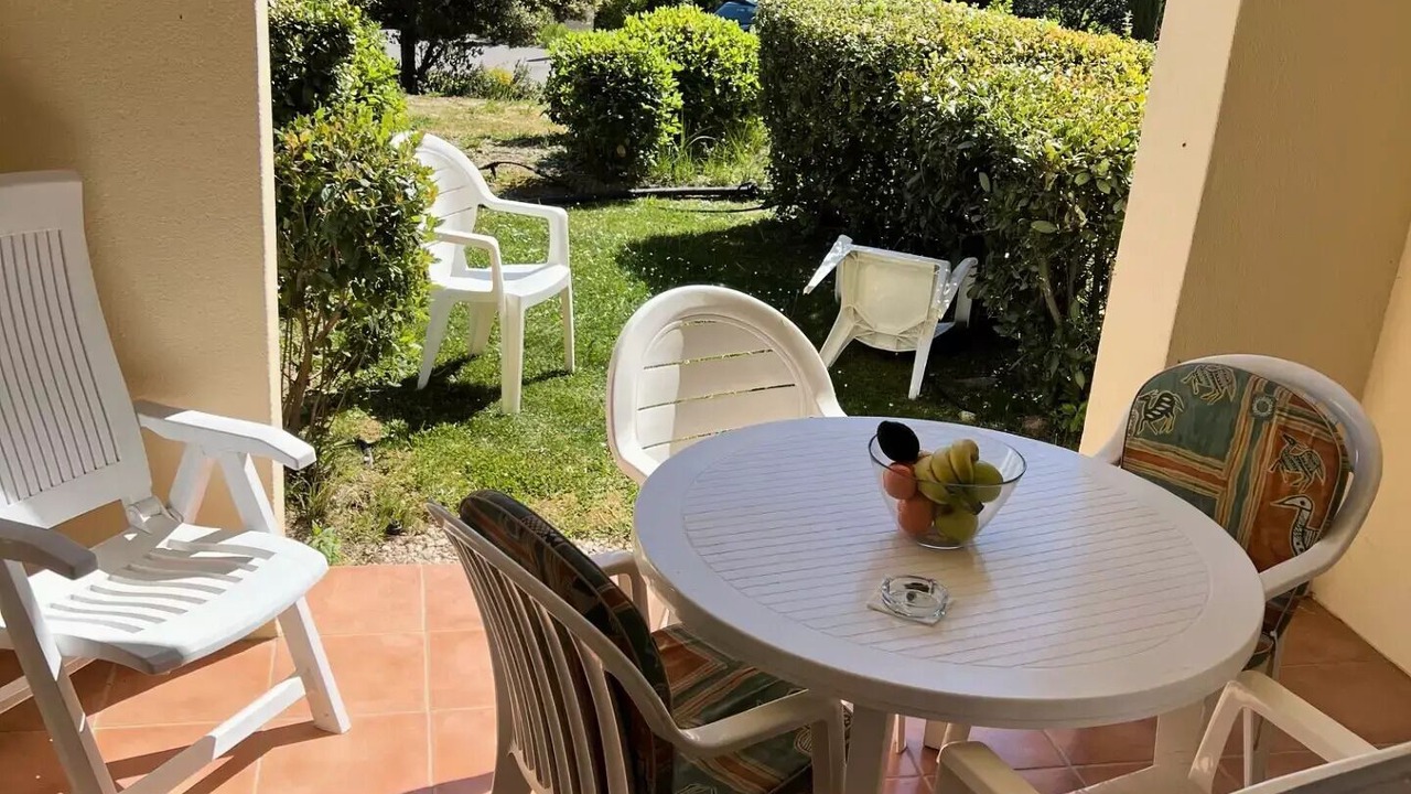 Photo of Outdoor in Pont Royal