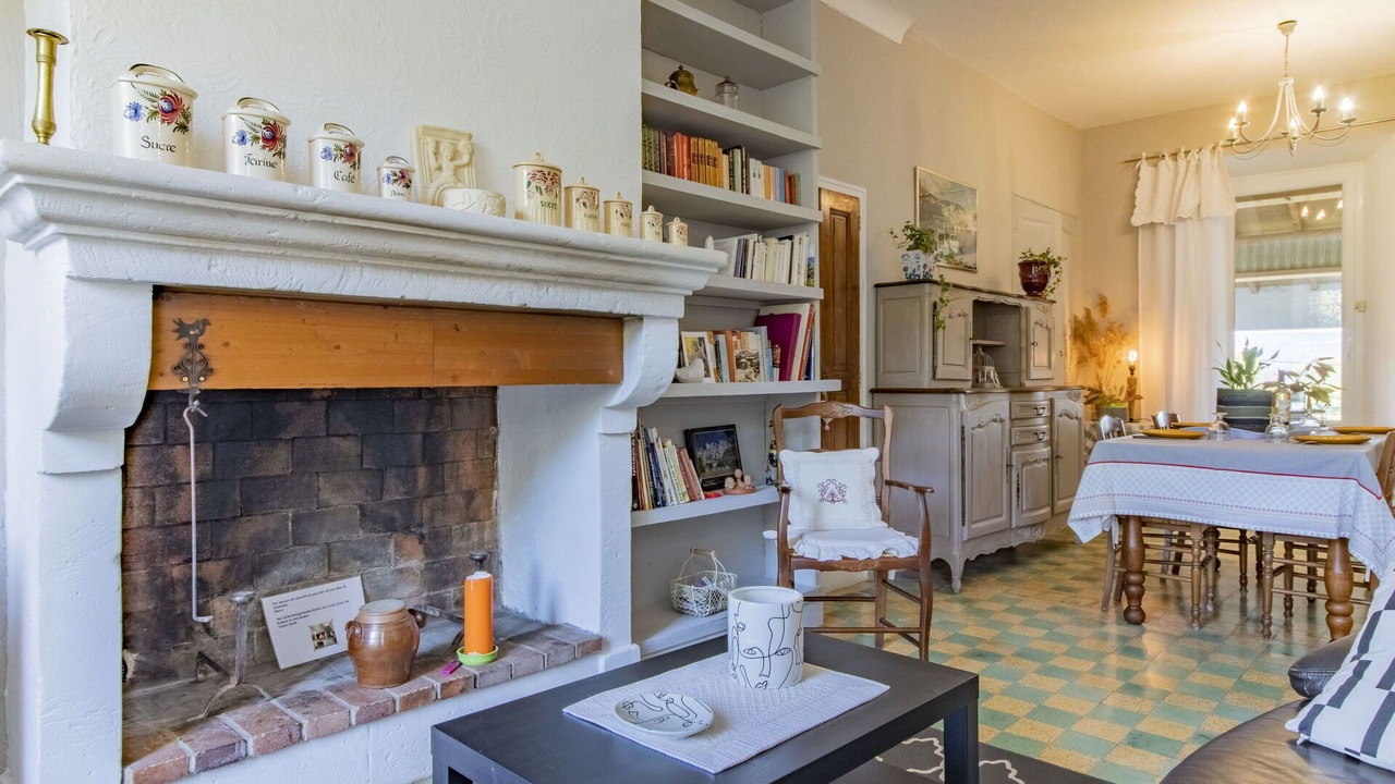 Photo of Bedroom in Oppede
