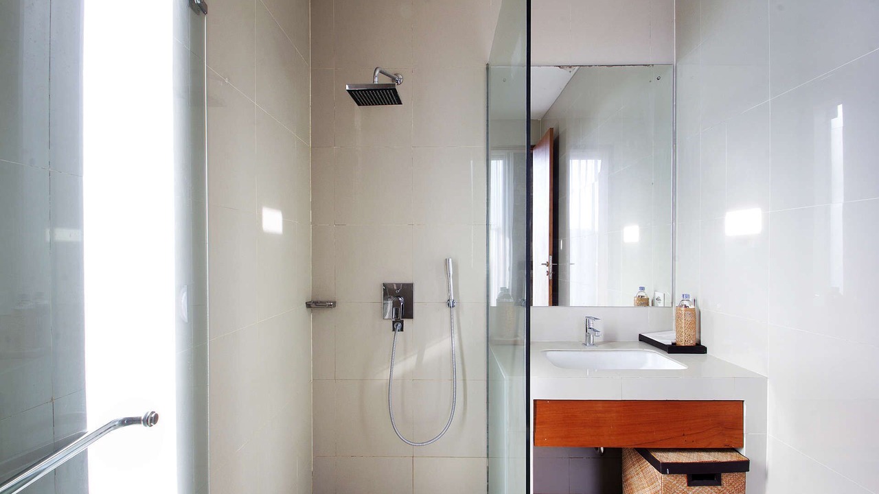 Photo of Bathroom in Petitenget