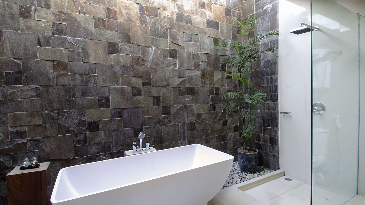 Photo of Bathroom in Petitenget