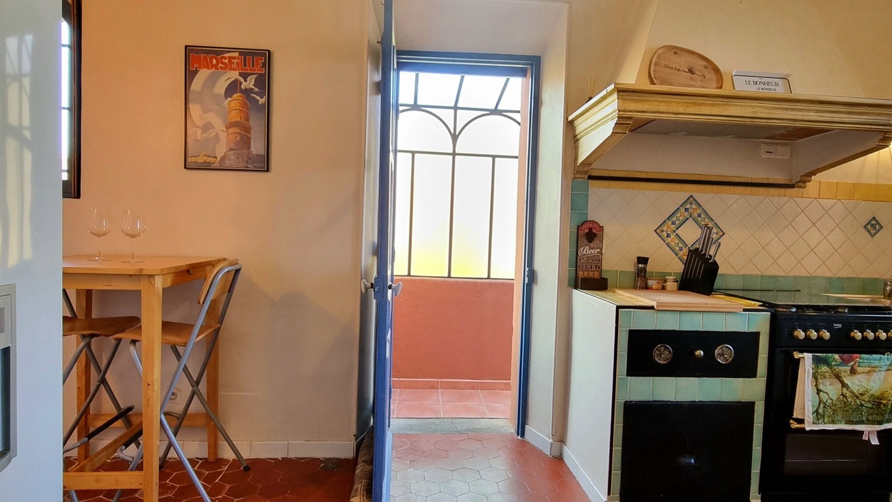 Photo of Kitchen in La Roque-d'Antheron