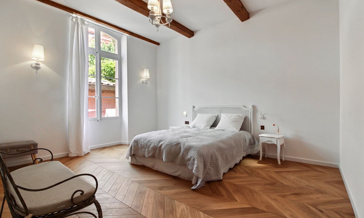 Photo of Bedroom in Roussillon