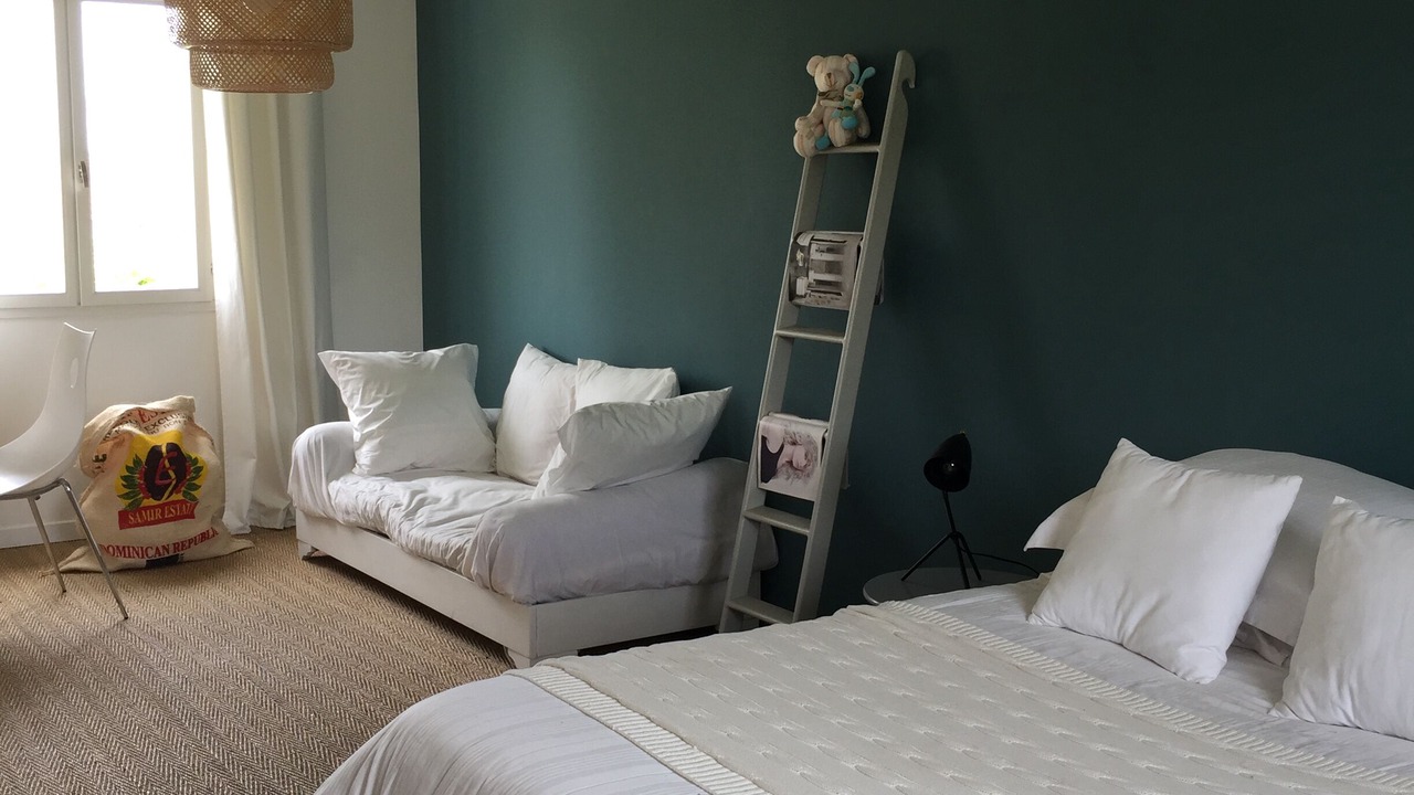 Photo of Bedroom in Orange