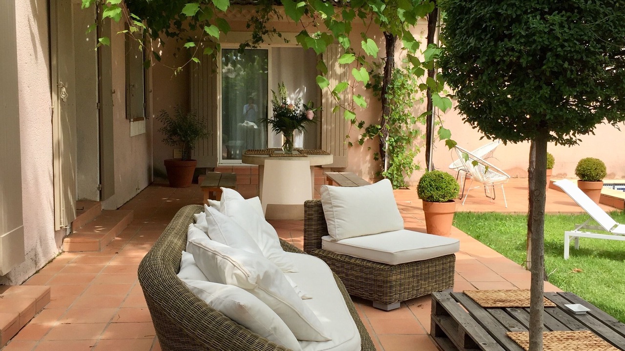 Photo of Patio Balcony in Orange