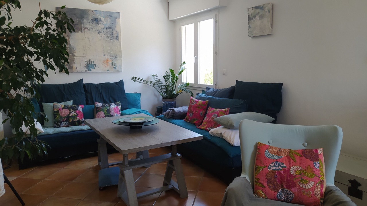 Photo of Livingroom in Ensues-la-Redonne