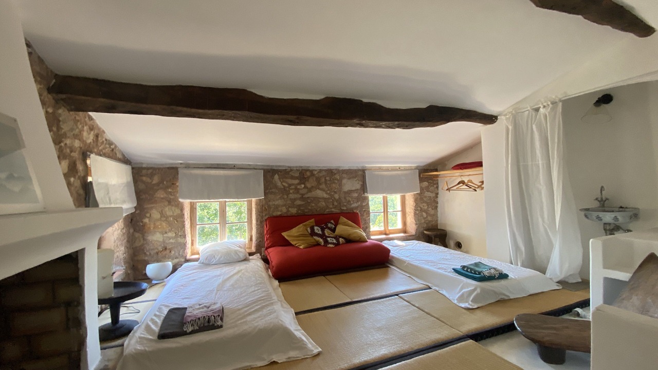 Photo of Bedroom in Saint-Cezaire-sur-Siagne