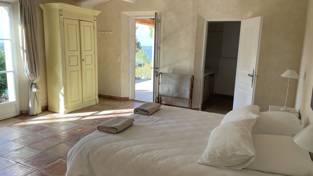 Photo of Bedroom in Tourtour