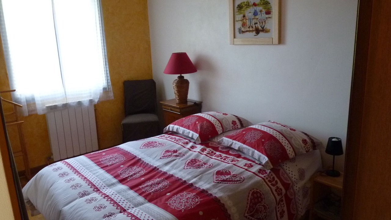 Photo of Bedroom in Faucon