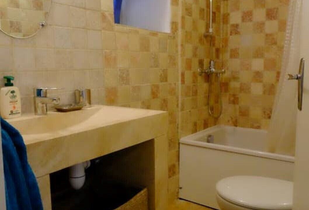 Photo of Bathroom in Bonnieux