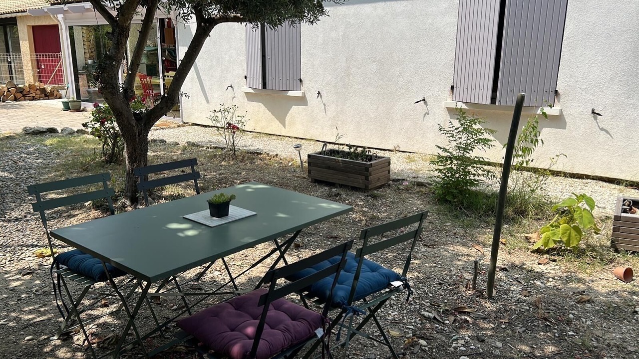 Photo of Outdoor in Caromb