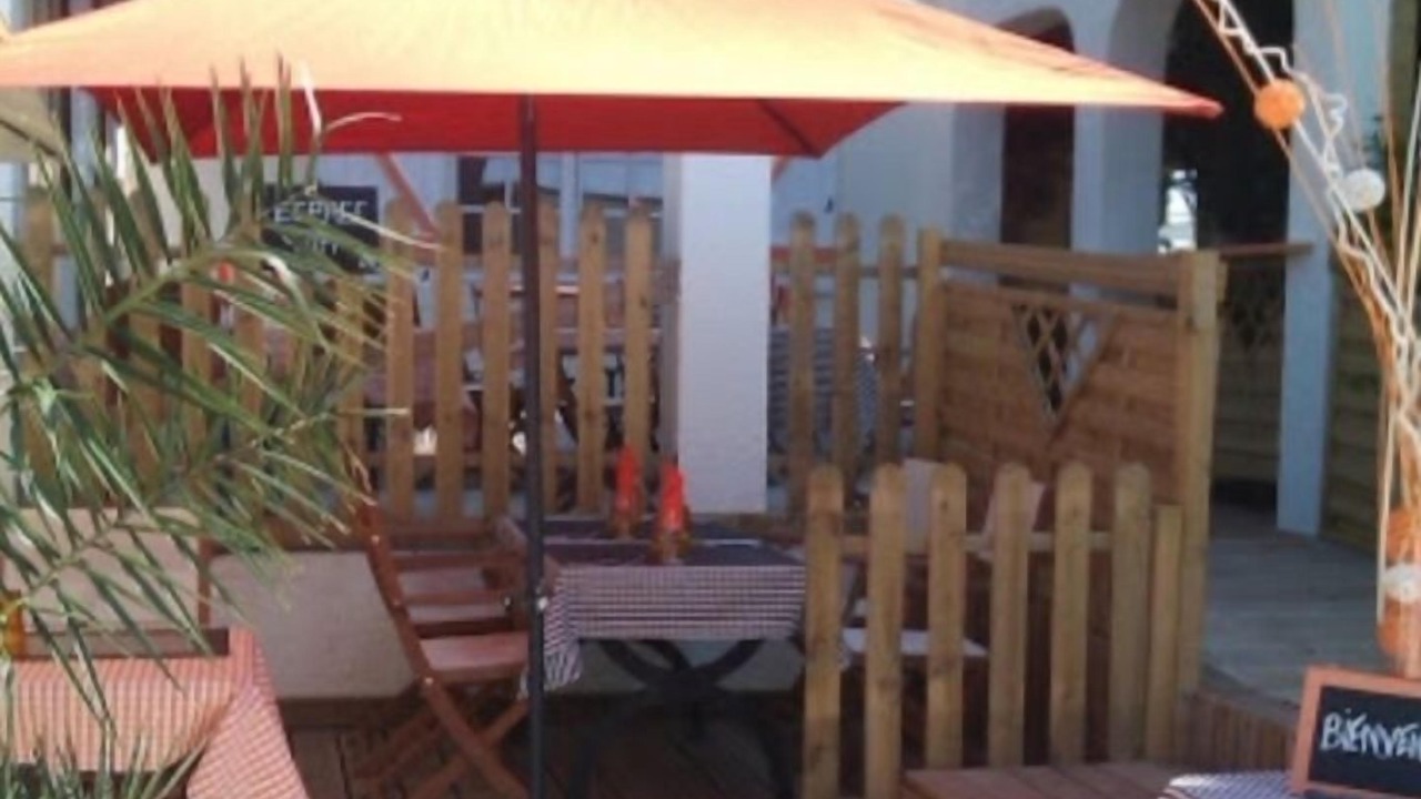 Photo of Outdoor in Cuers