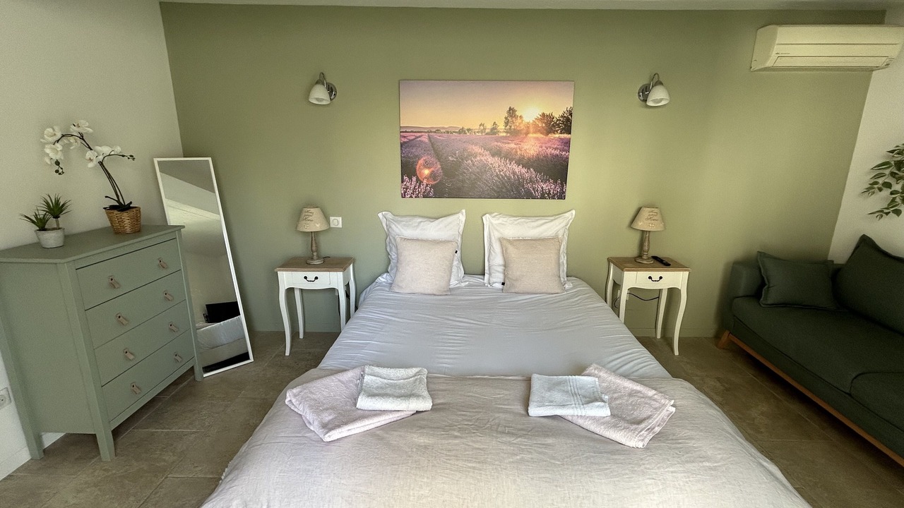 Photo of Bedroom in Chateaurenard