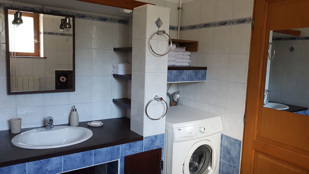 Photo of Bathroom in Menerbes