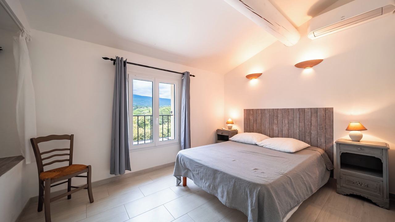 Photo of Bedroom in Bedoin