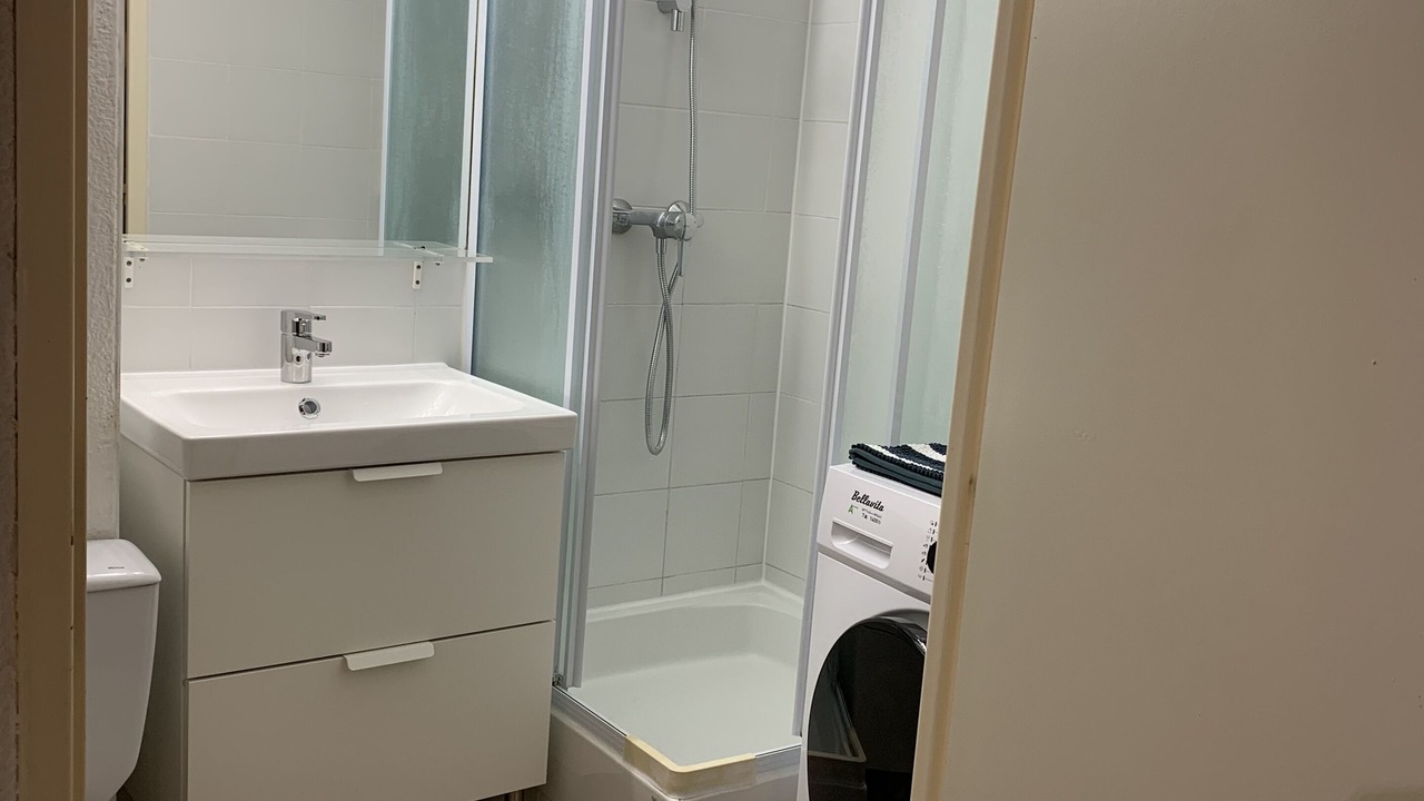Photo of Bathroom in Miramar