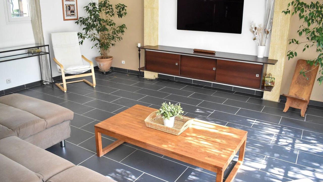 Photo of Livingroom in Sernhac