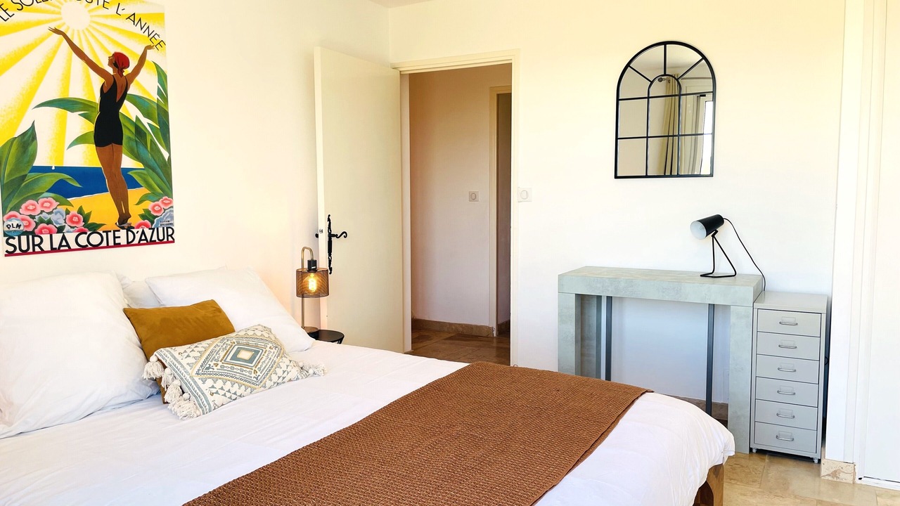 Photo of Bedroom in La Londe-les-Maures