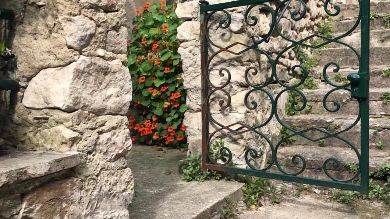 Photo of Outdoor in Fontaine-de-Vaucluse