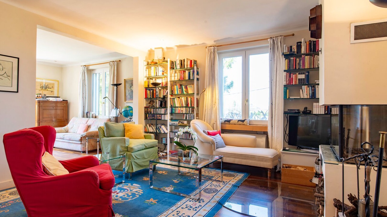 Photo of Livingroom in Oppede