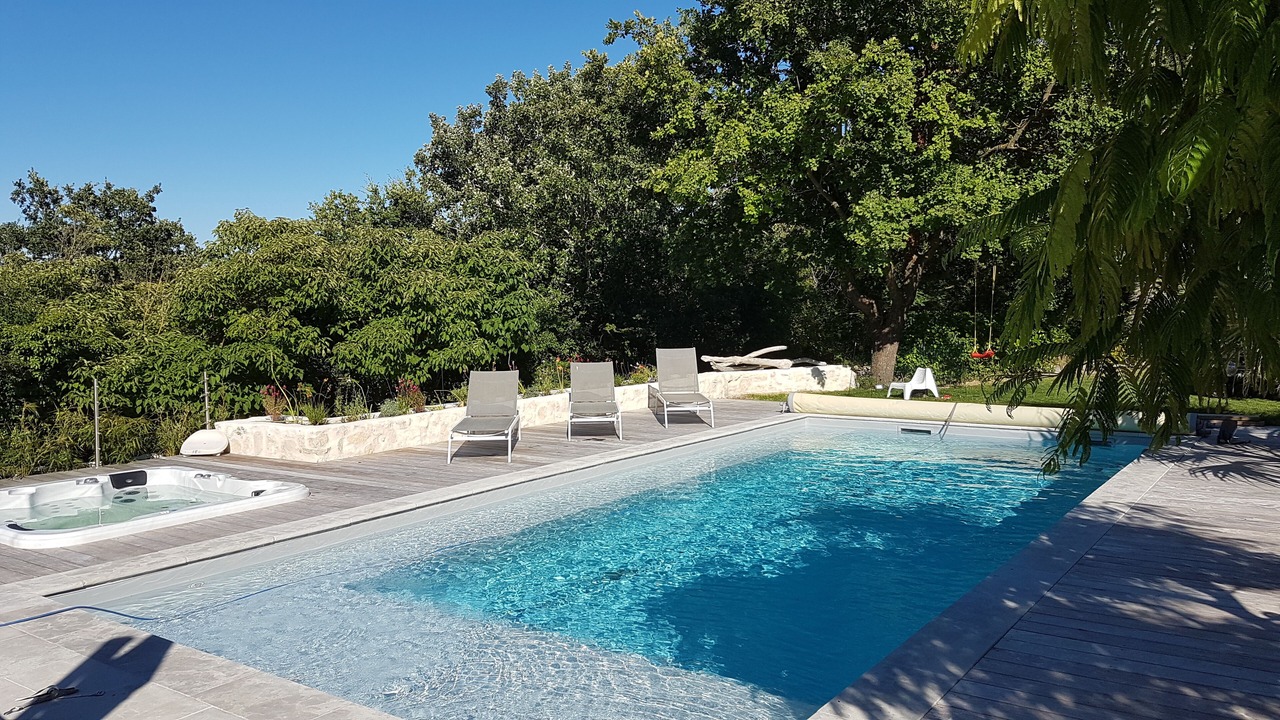Photo of Outdoor in Eguilles