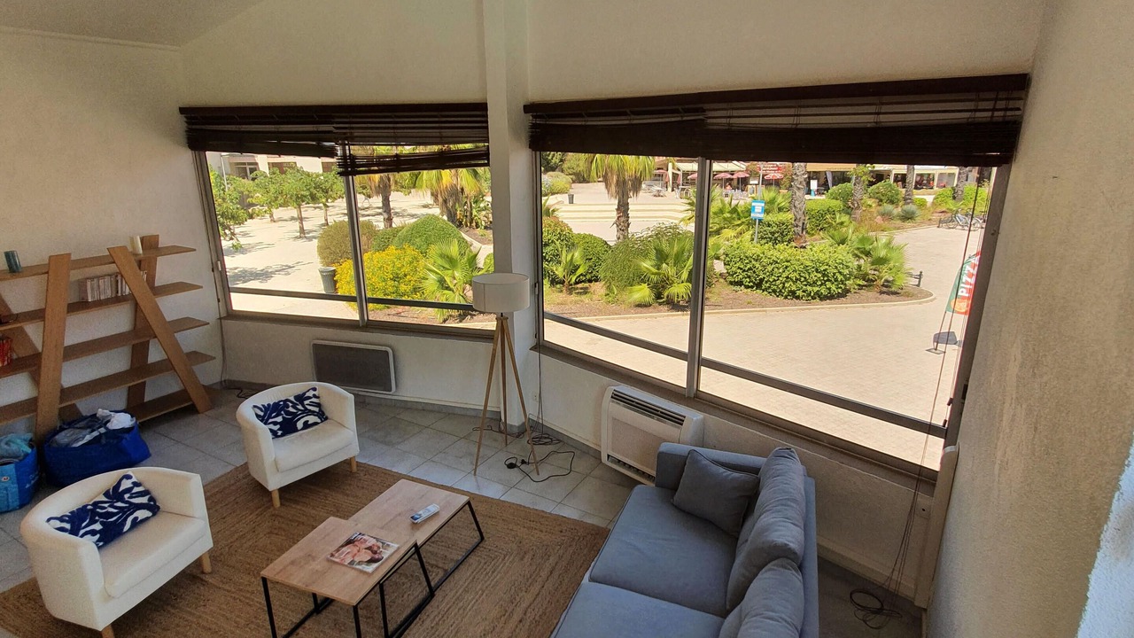 Photo of Livingroom in Miramar